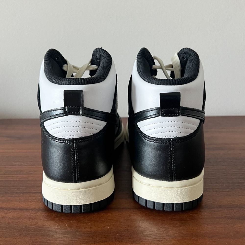 Nike Dunk High Women’s Size 8 Vintage‎ White/Black Coconut Milk DQ8581-100 - Picture 3 of 7